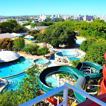 Piazza Diroma Com Acesso Ao Acqua Park Appartement Caldas Novas Buitenkant foto