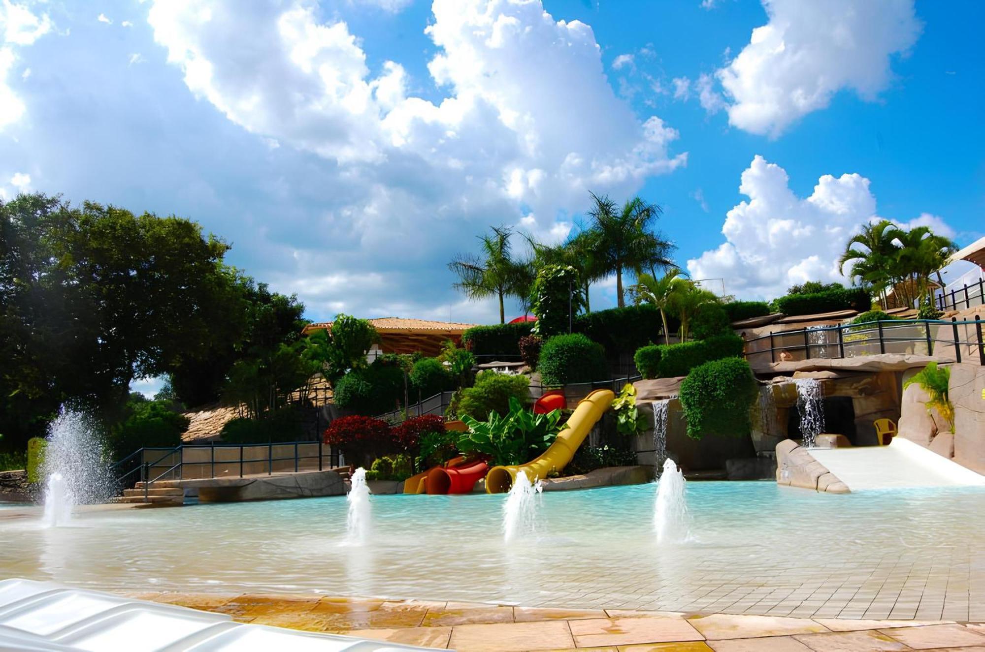 Piazza Diroma Com Acesso Ao Acqua Park Appartement Caldas Novas Buitenkant foto