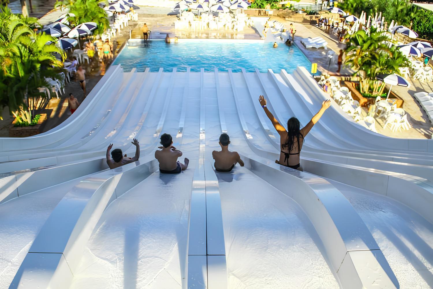 Piazza Diroma Com Acesso Ao Acqua Park Appartement Caldas Novas Buitenkant foto