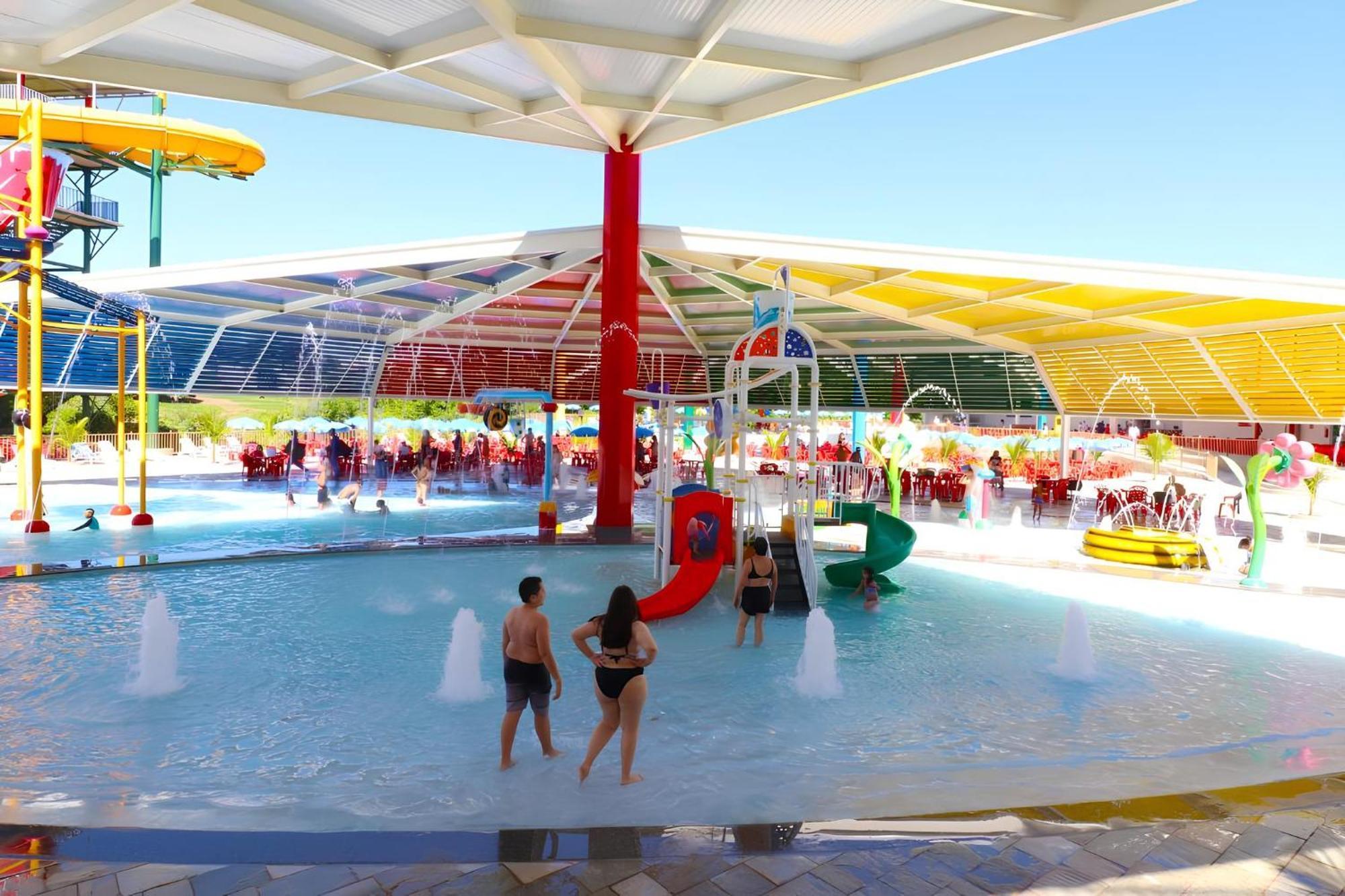 Piazza Diroma Com Acesso Ao Acqua Park Appartement Caldas Novas Buitenkant foto