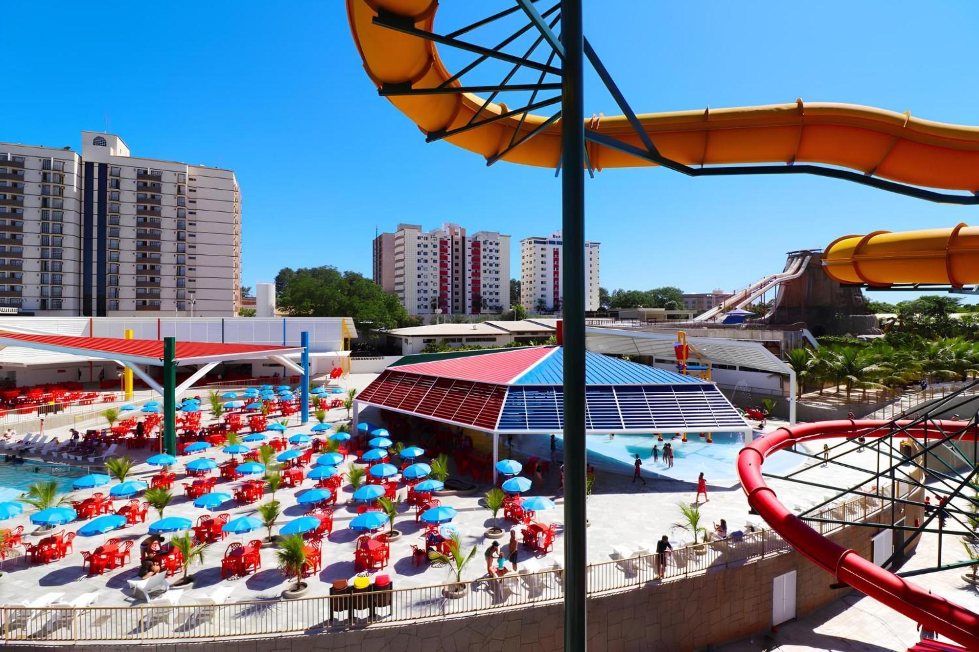 Piazza Diroma Com Acesso Ao Acqua Park Appartement Caldas Novas Buitenkant foto